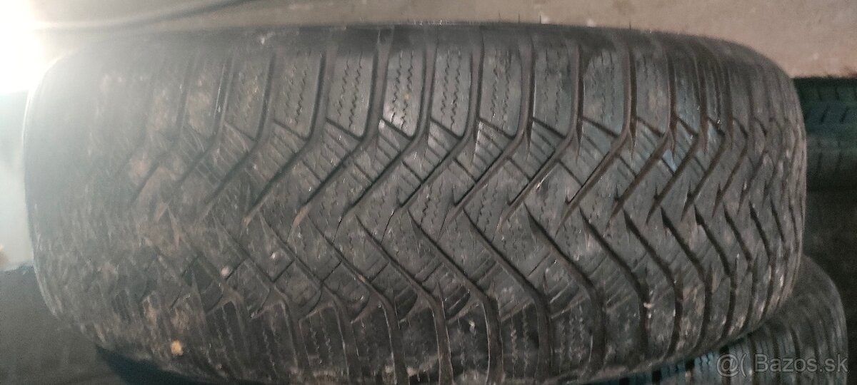 215/60R17 96H