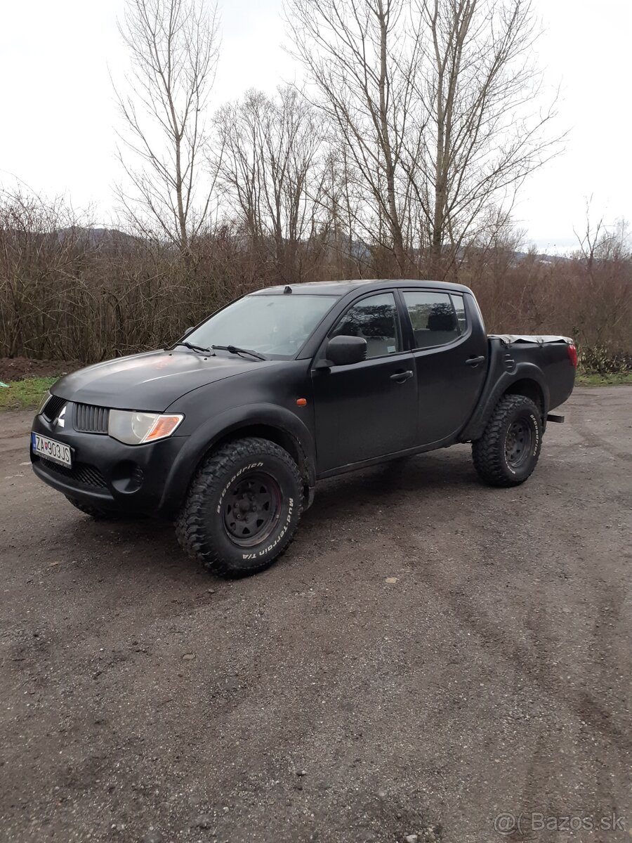 Mitsubishi l200