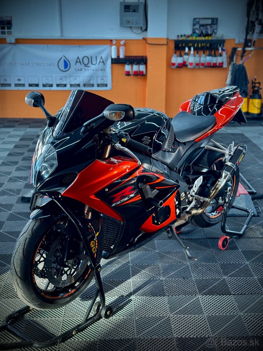 Suzuki GSXR 1000 K7