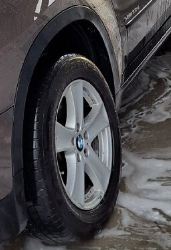 5x120 R18 bmw x5 letné pneu obuté