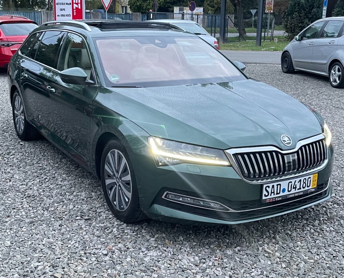 Skoda Superb Premium 2.0TDi DSG AHK Virtual , Panorama