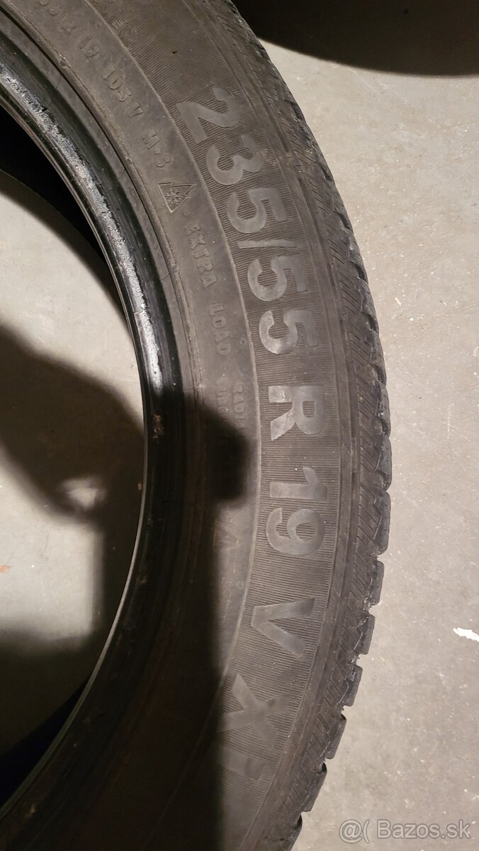 pneu 235/55 R19 SEMPERIT