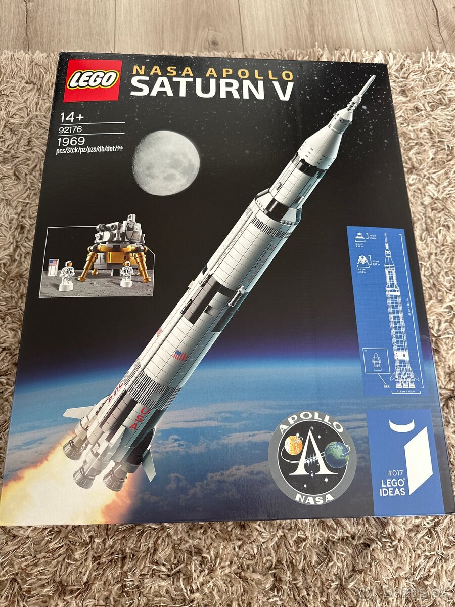 Lego Ideas 92176 NASA Apollo Saturn V