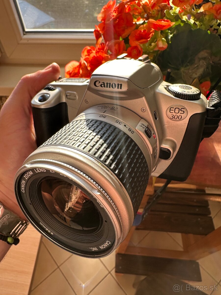 Canon eos 300