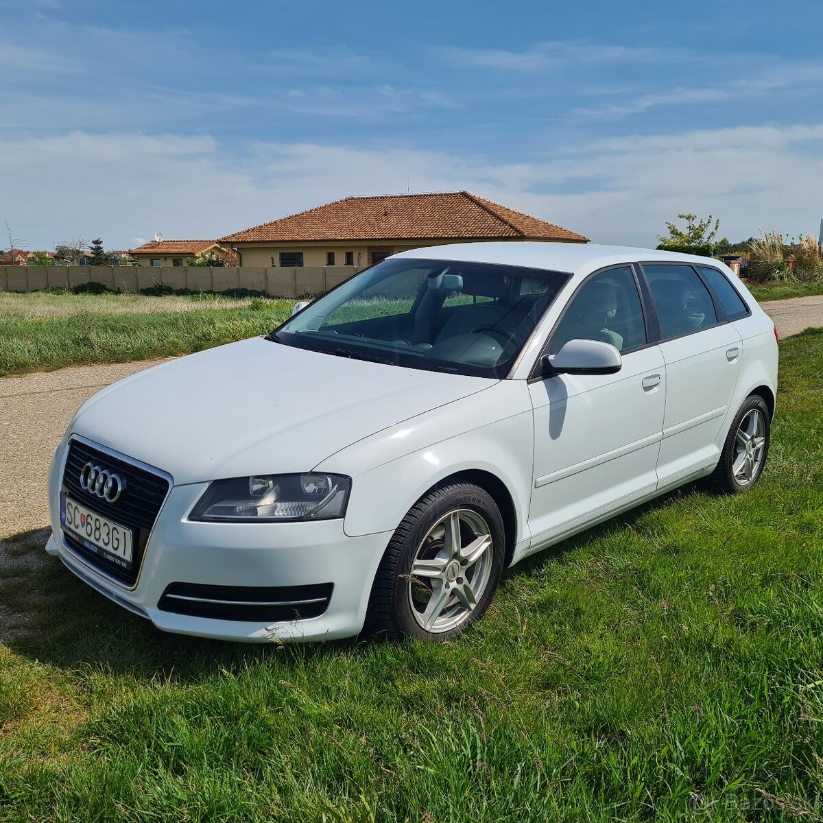 Predám Audi A3 Sportback 1.6 TDI 105k DPF Ambiente