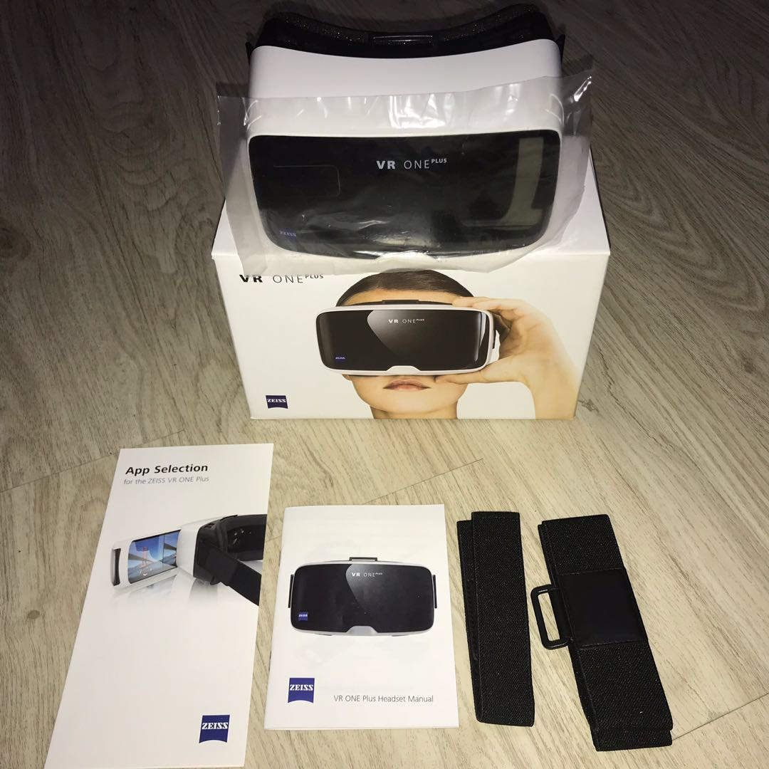 Carl Zeiss VR One Plus