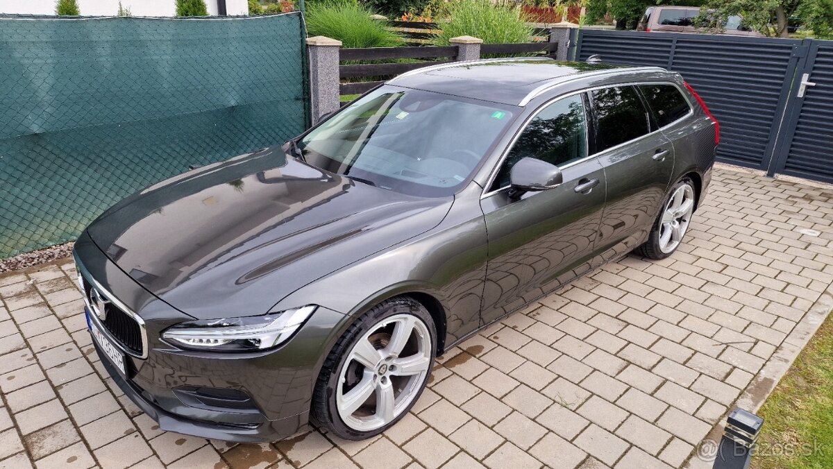 Predám Volvo V90 D3 2.0L FULL LED, VIRTUAL,KOŽA Momen