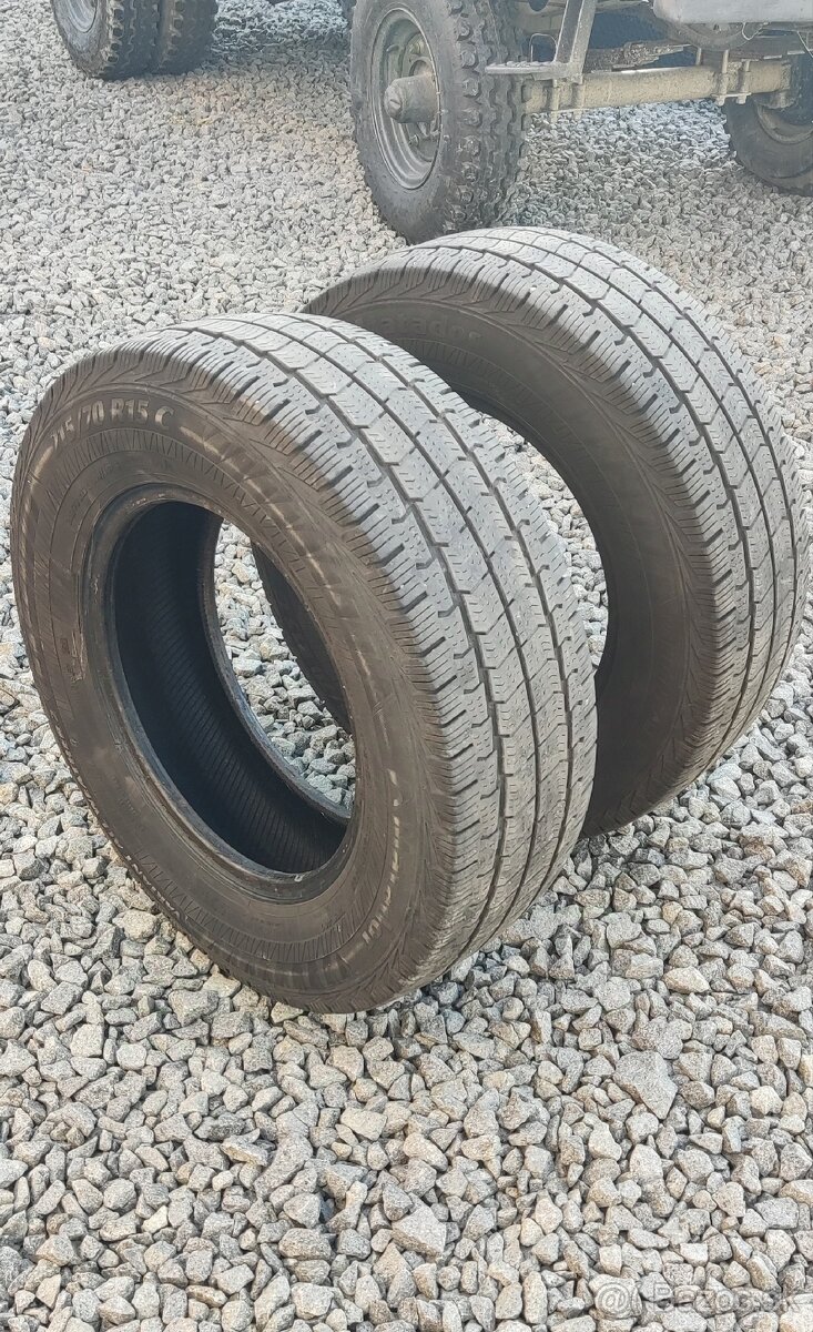 Celoročné pneumatiky 215/70 R15C DOT3522