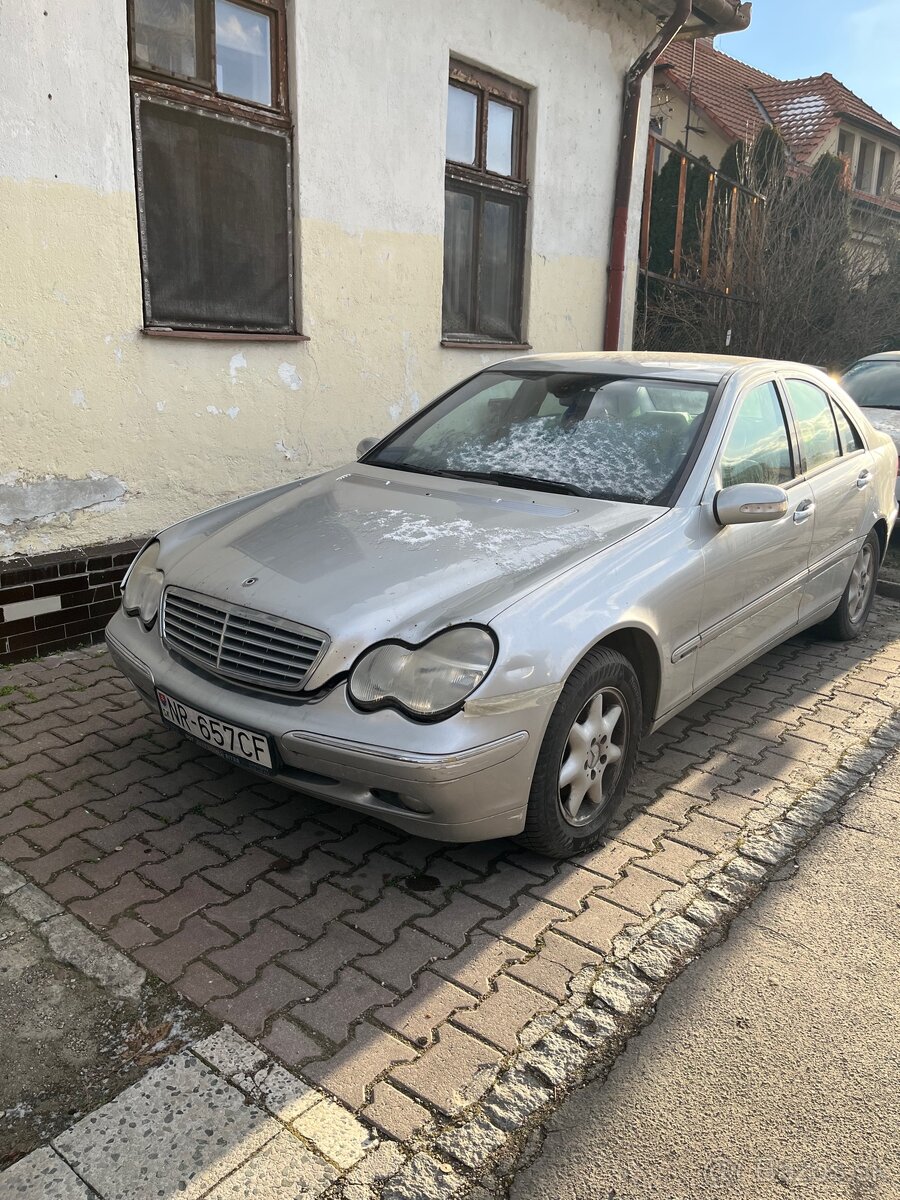 Mercedes Benz w203