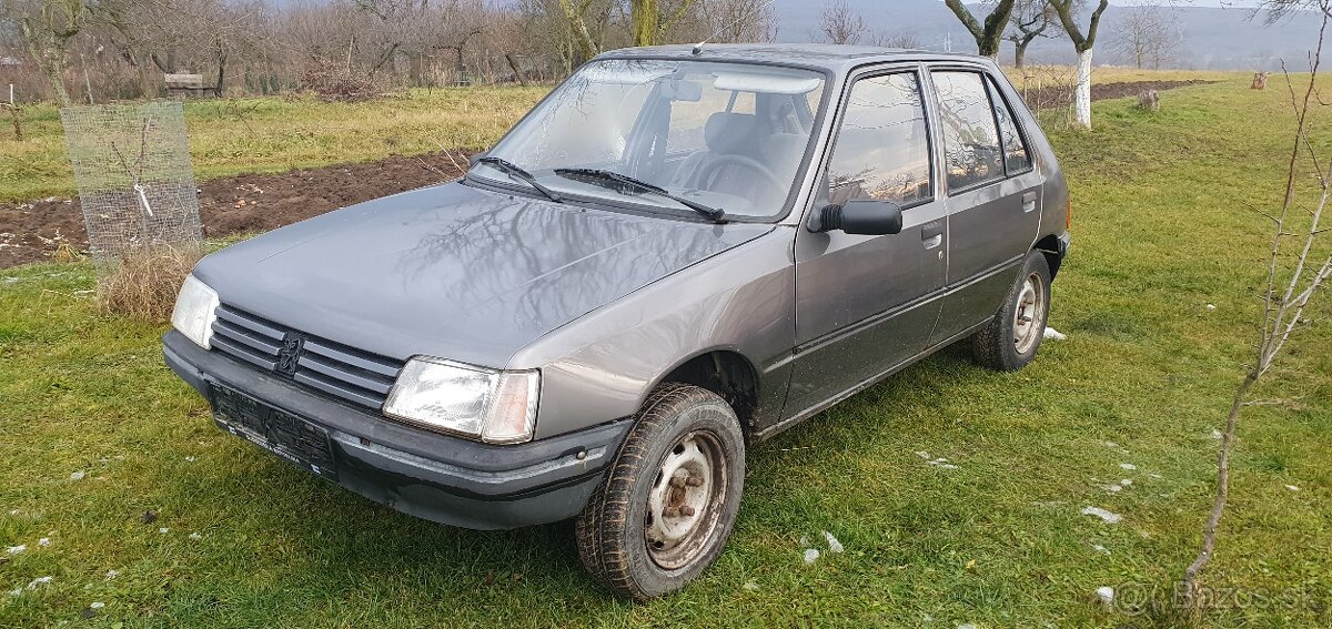 Peugeot 205 1.8 GRD