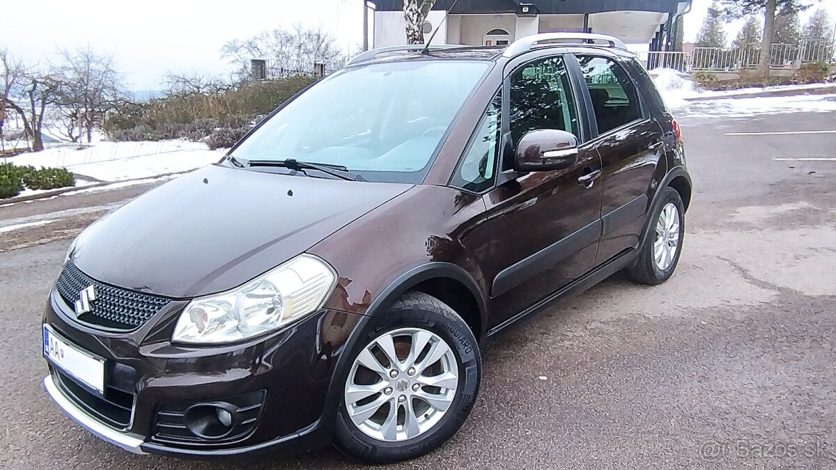 Suzuki sx4   ,,4x4,, BENZÍN,, Travelle☝️rok2013,,,,82.oookm.