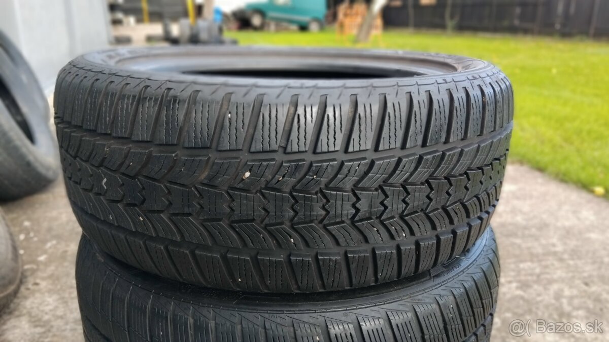 1ks.zimna pne.Sava eskimo hp2(215/50r17