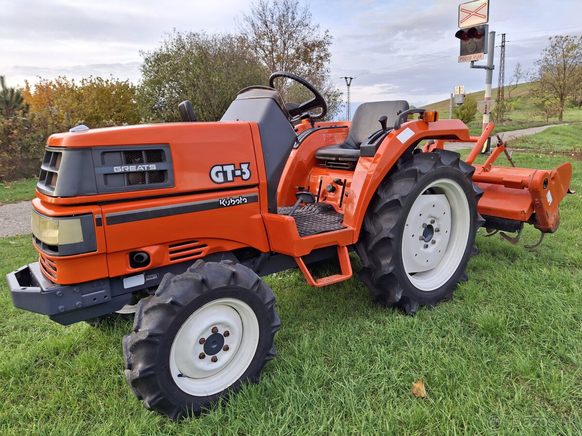 Predam malotraktor KUBOTA GT-3