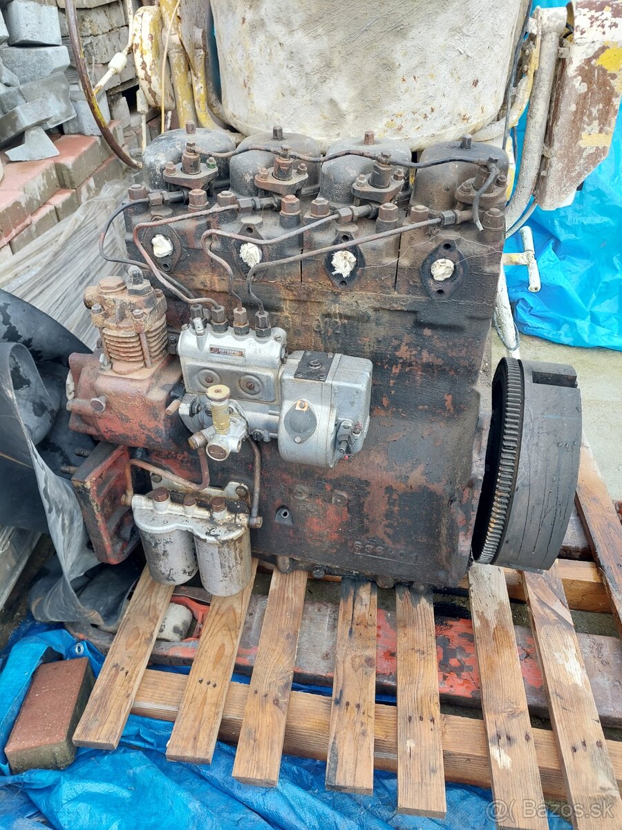 Motor zetor 6701