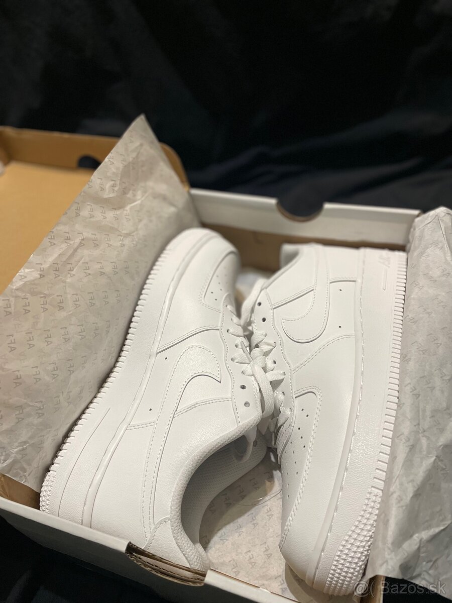 Nike Air Force 1 Low Biele topánky EU43