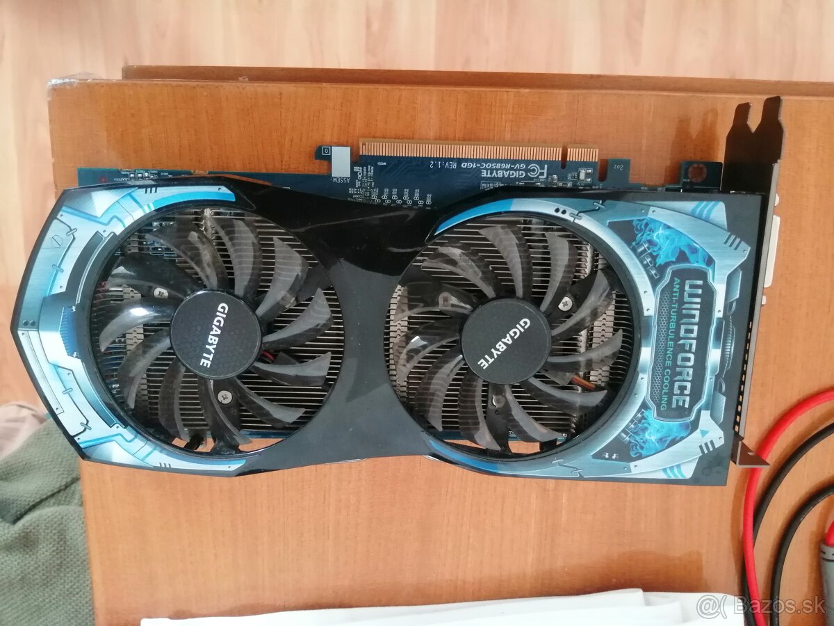 Gigabyte GV-R6850C-1GD