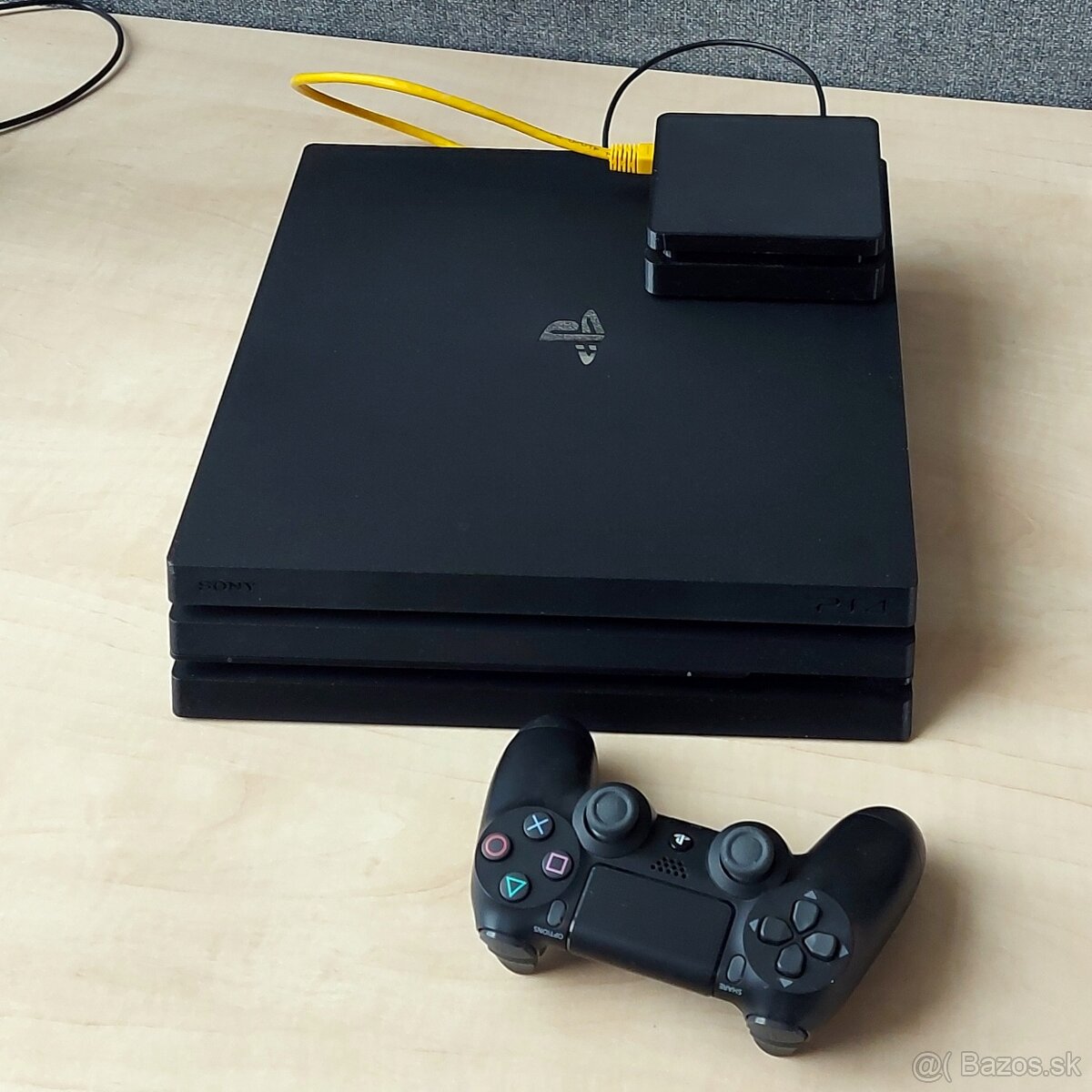 PlayStation 4 Pro 2TB + GoldHen