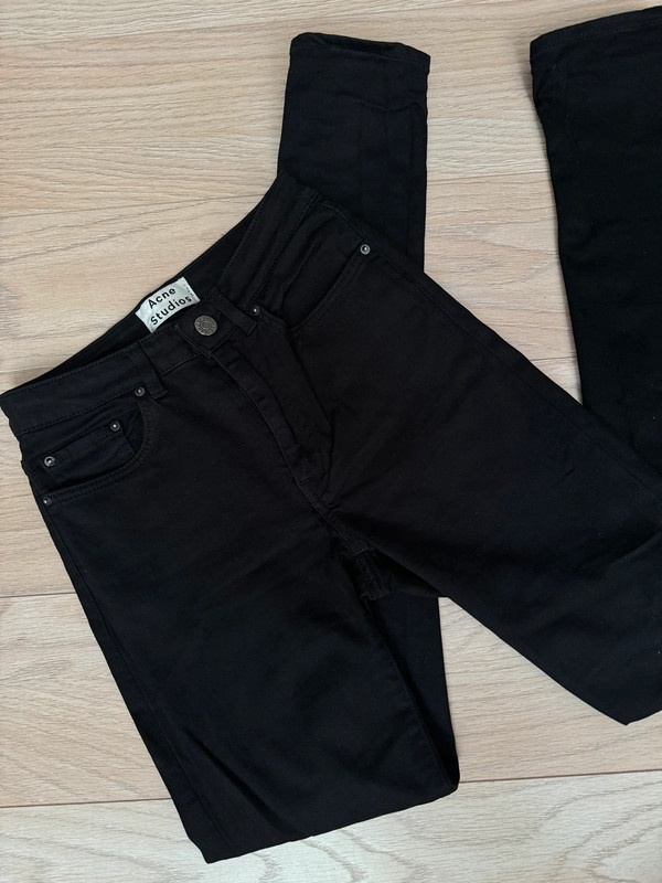 Acne Studios luxusné čierne skinny rifle S