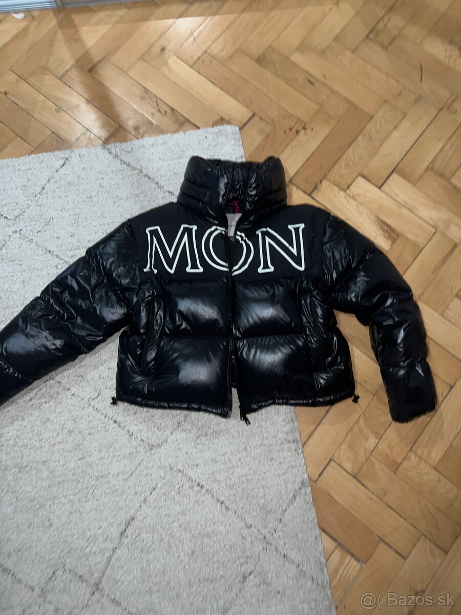 Bunda Moncler