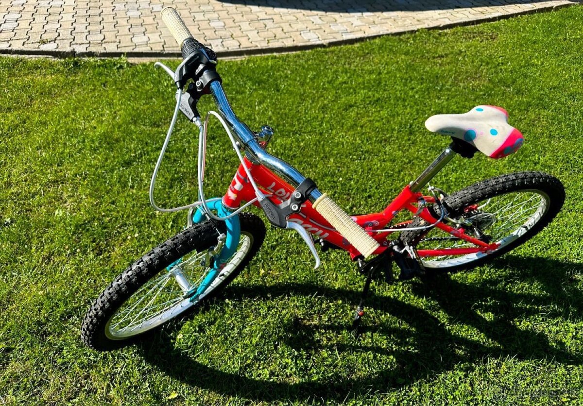 Dievčenský bicykel