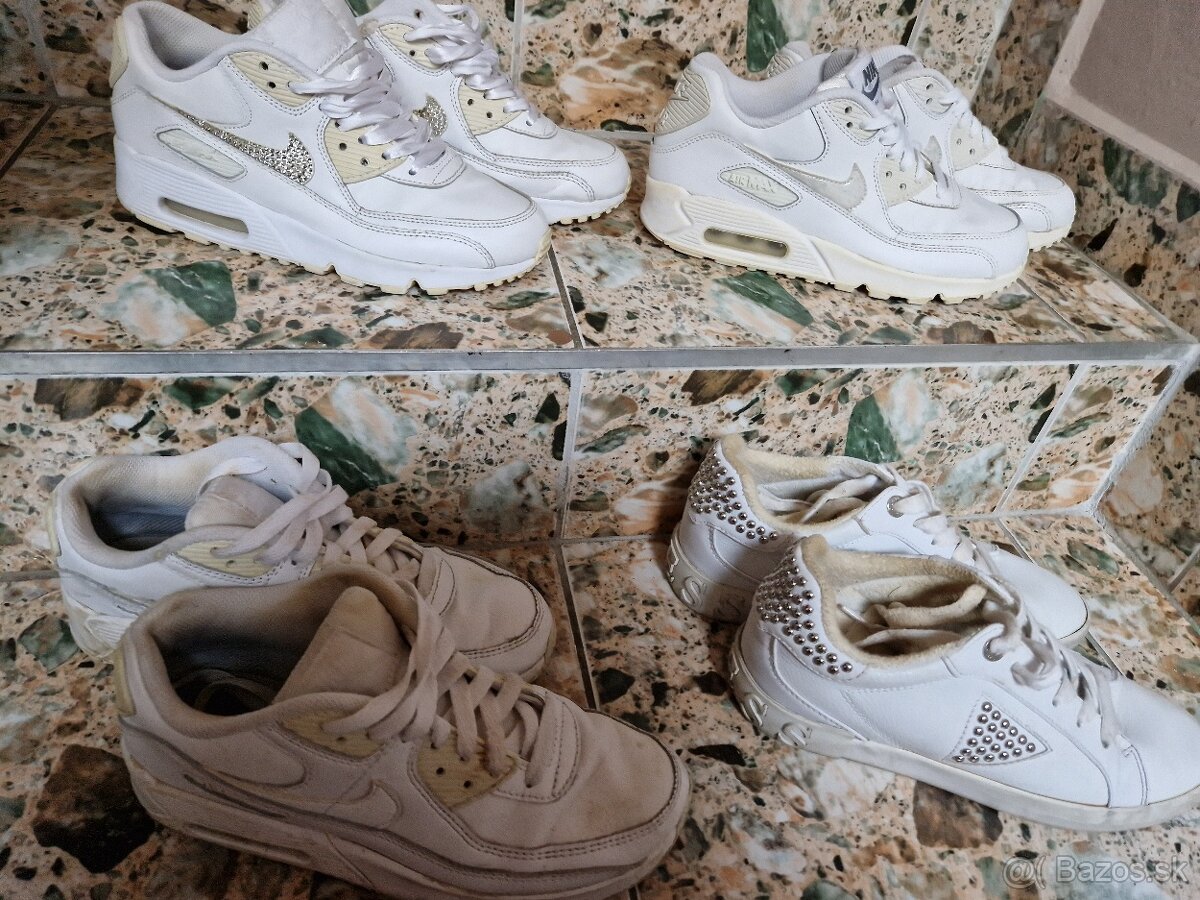 Predám málo nosené botasky air max 4 párov