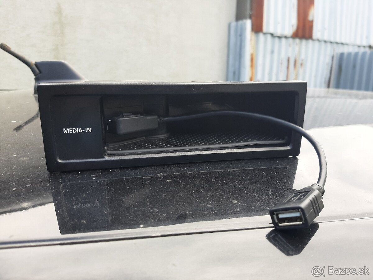 Predam modul na autoradio meda-in port USB MMI MDI