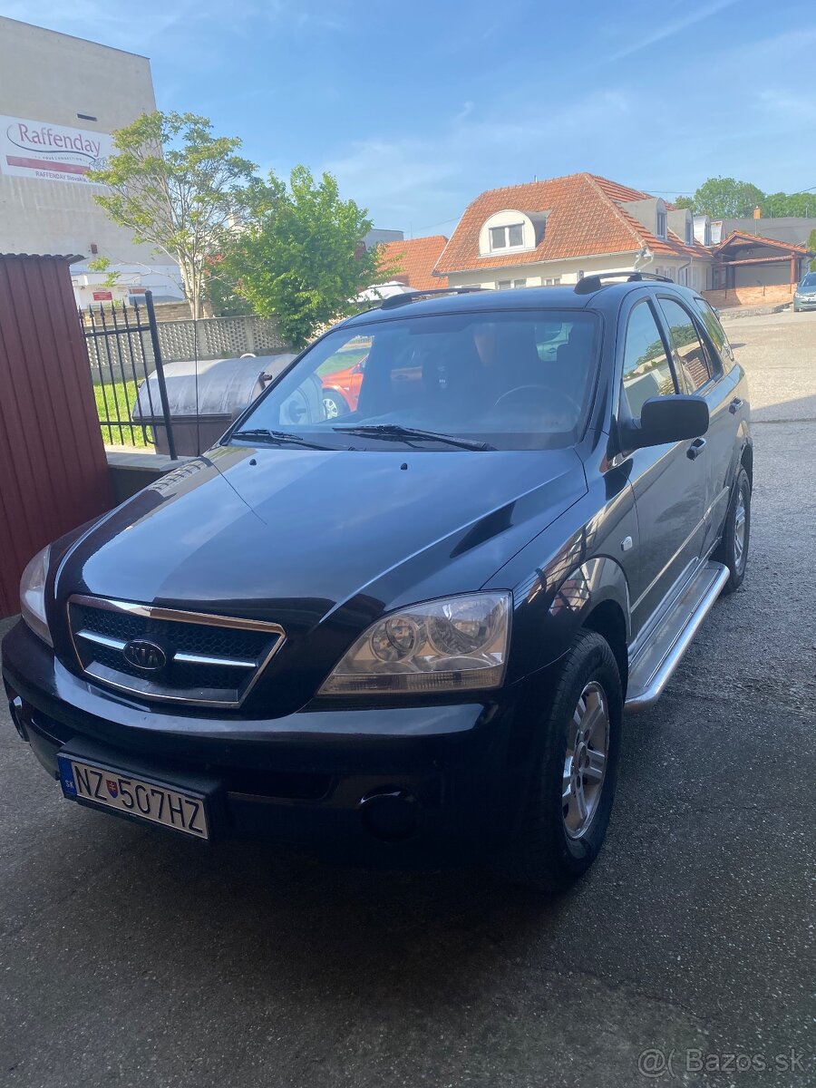 Predám Kia Sorento 2,5crdi man.4x4 5 stupnový manual