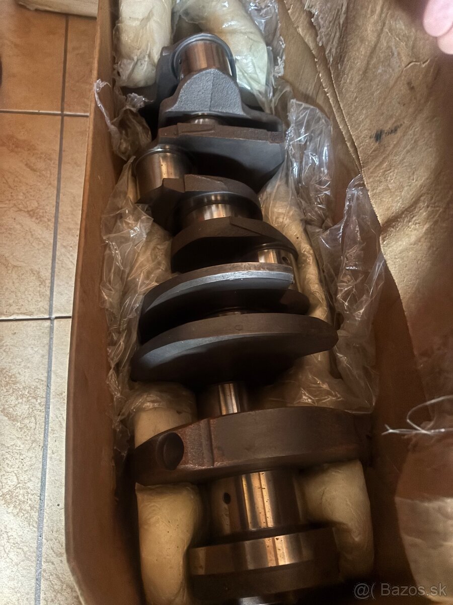 Kľukovka, kľukový hriadeľ, crankshaft, crank