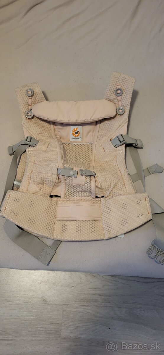 Nosič Ergobaby Soft Flex Mesh