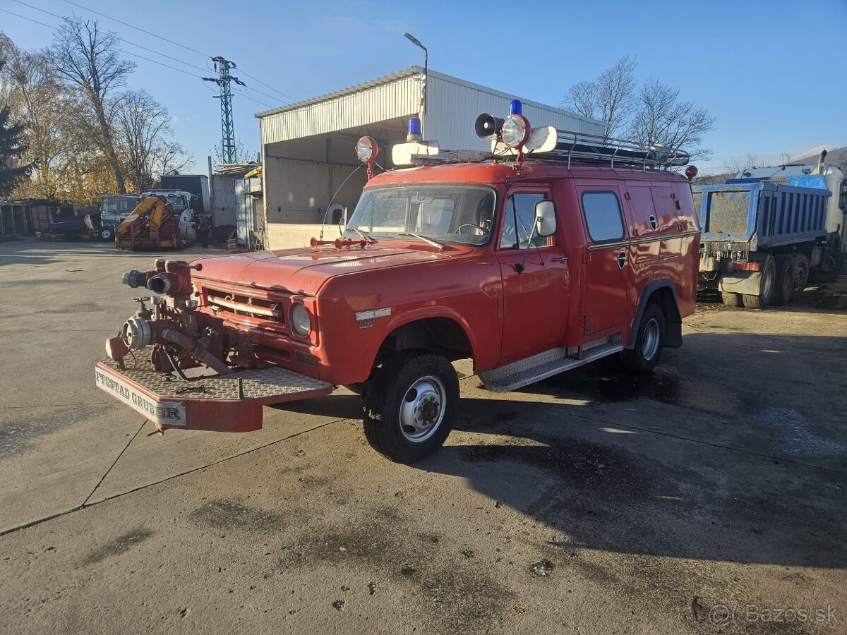 Poziarnicke auto International 1300 D 4x4 rv 1970 142kw