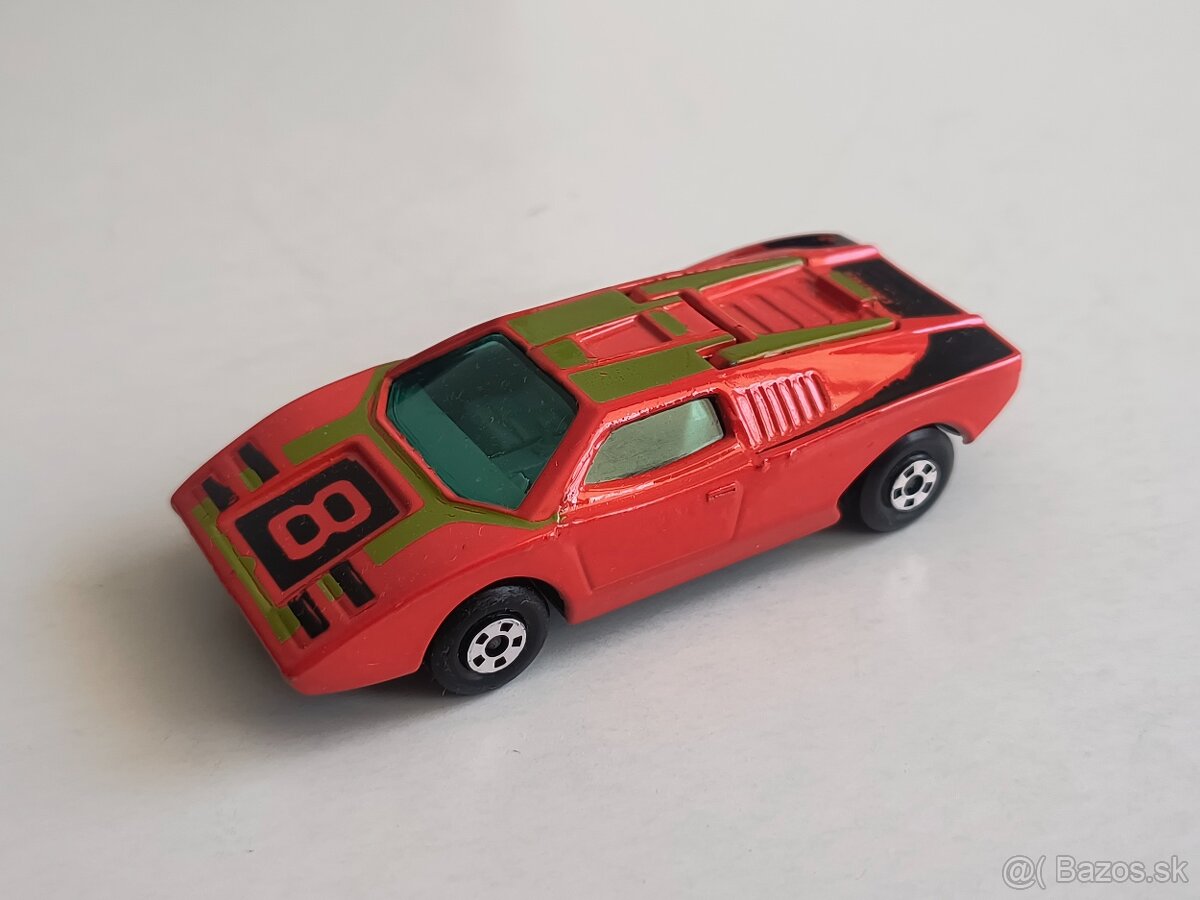 Matchbox Superfast No27 Lamborghini Countach - 1973 England