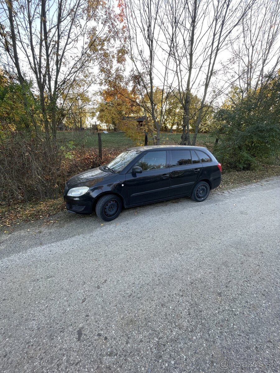 Škoda Fabia Combi 1.2 HTP Benzín