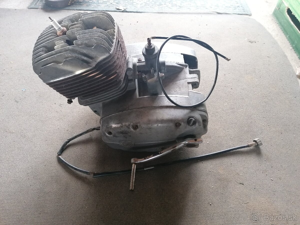 Motor na CZ 175/ 487