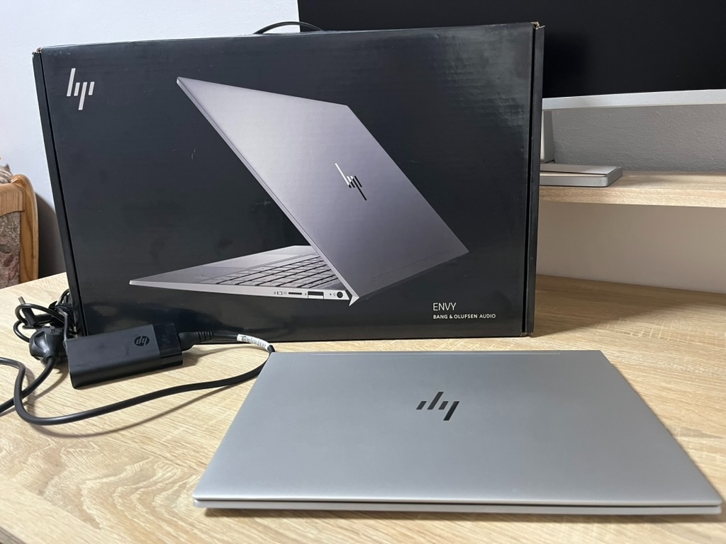 HP Envy 13 | i7 CPU | 512GB SSD | 16GB RAM