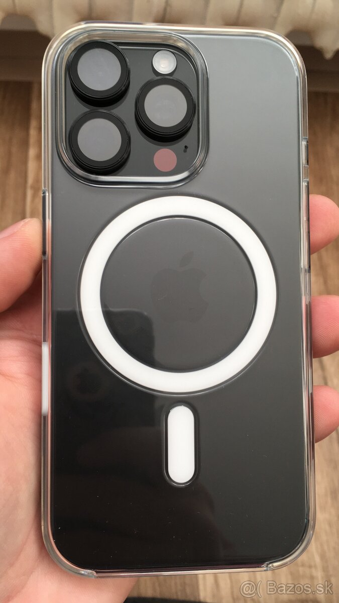 iPhone 16 Pro 128 GB čierny titán