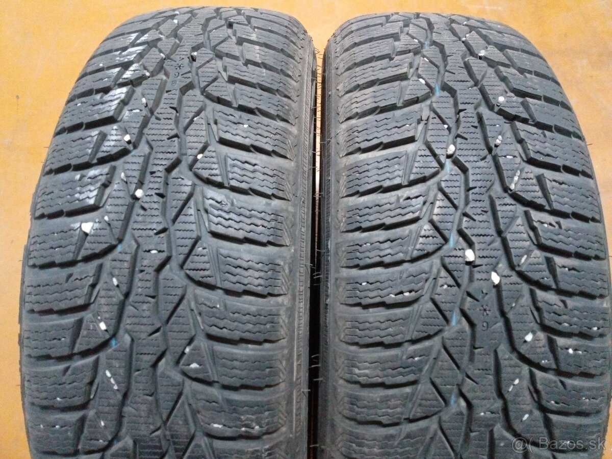 Zimné pneu Nokian 185/60 R15 - 2 kusy