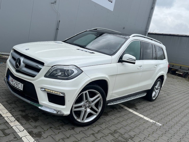 Predám mercedes-benz 350 GL AMG paket odpočer DPH