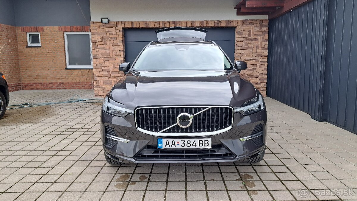 Volvo XC60 4x4 B4 nafta + hev