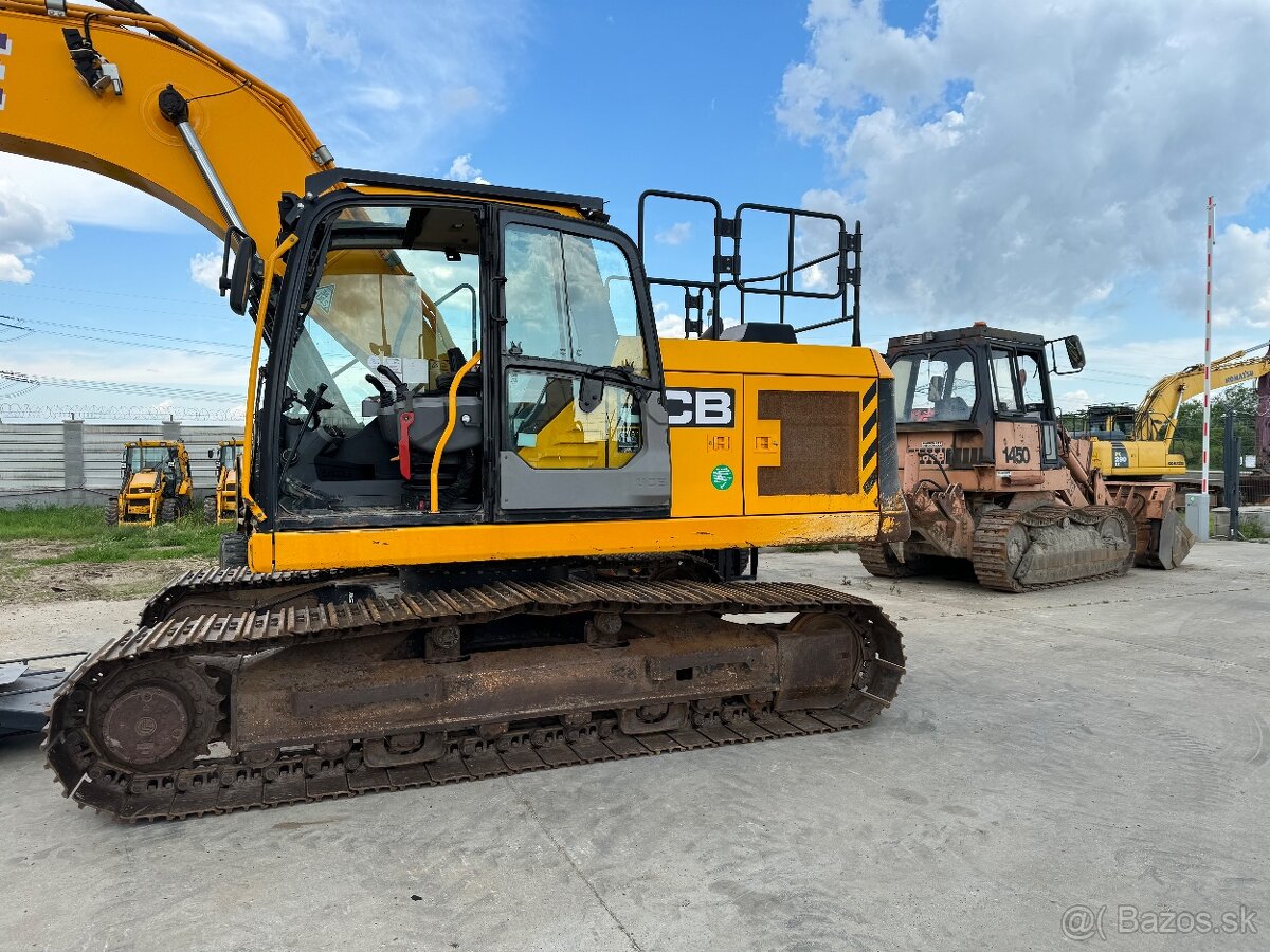 Jcb 220XLC /2018 ,5700 hodin pasovy bager