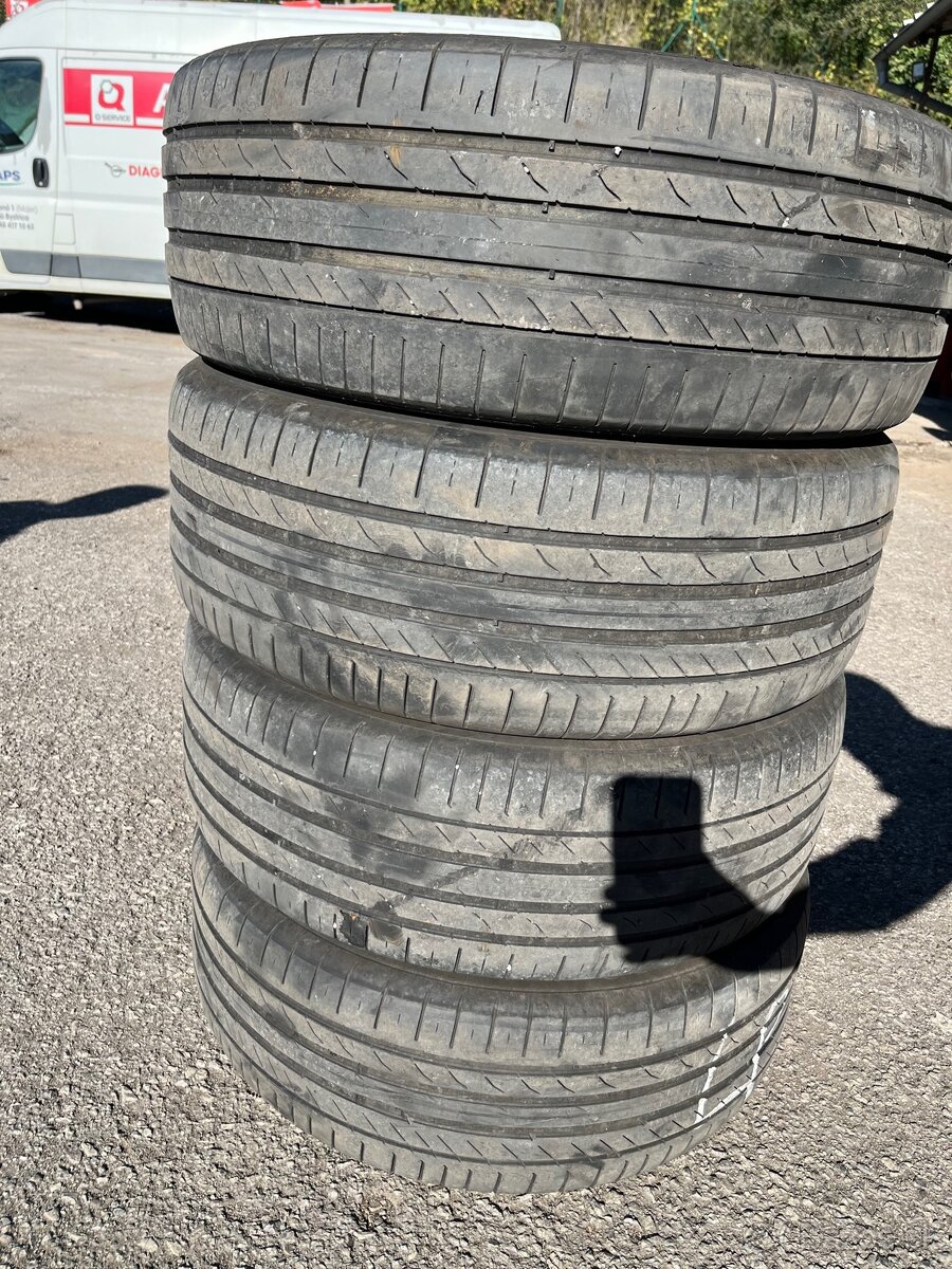 235/55 R19 Continental letné 4ks