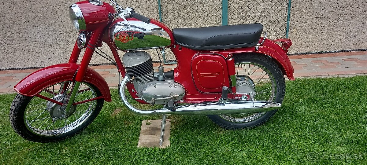 ČZ 250 Sport