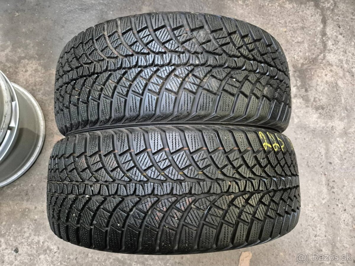 225/50 r17 zimné 2 ks KUMHO dezén 9,3 mm