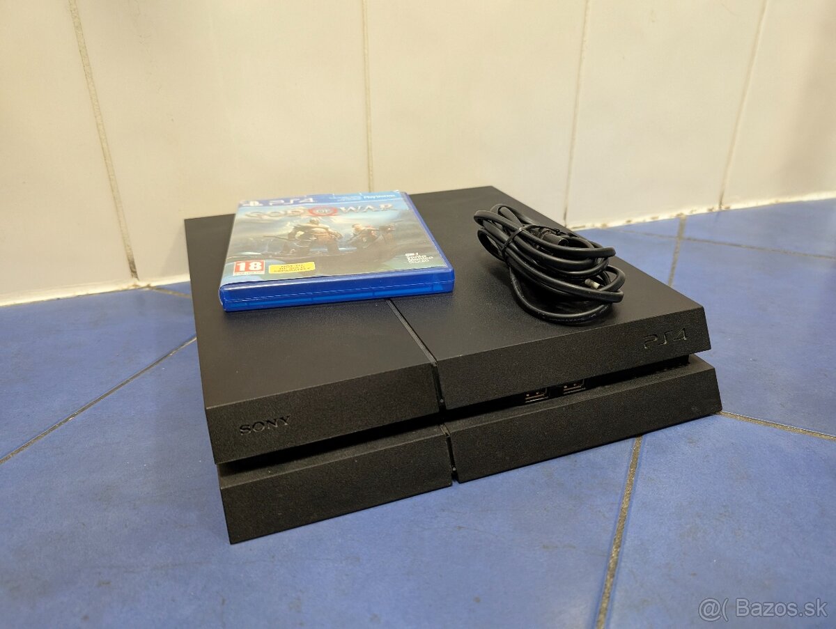 Sony Playstation 4 + God of War hra