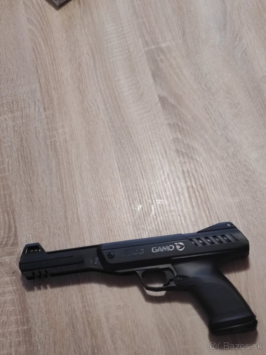 Malá vzduchovka gamo P900