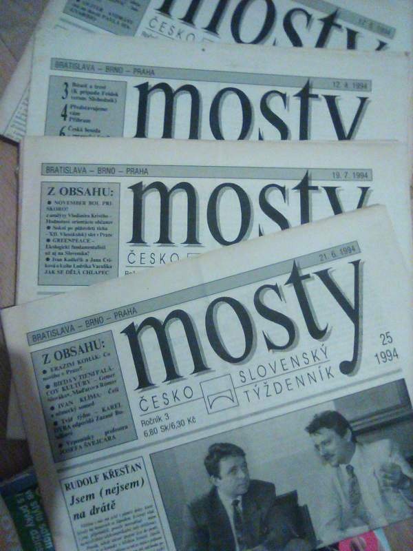 Mosty