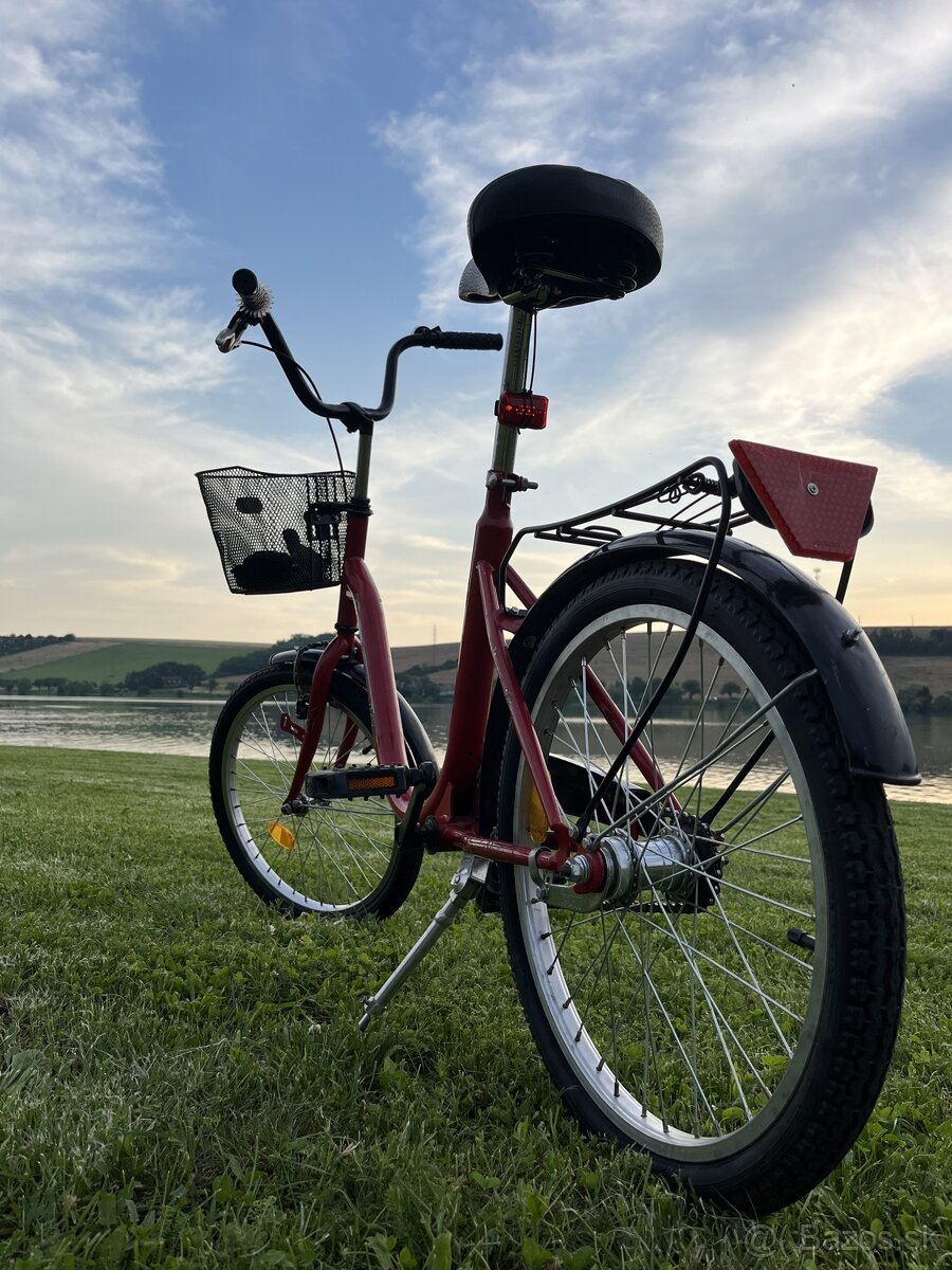 Camper Vanlife Dámsky mini bicykel Favorit Spark 20, červený