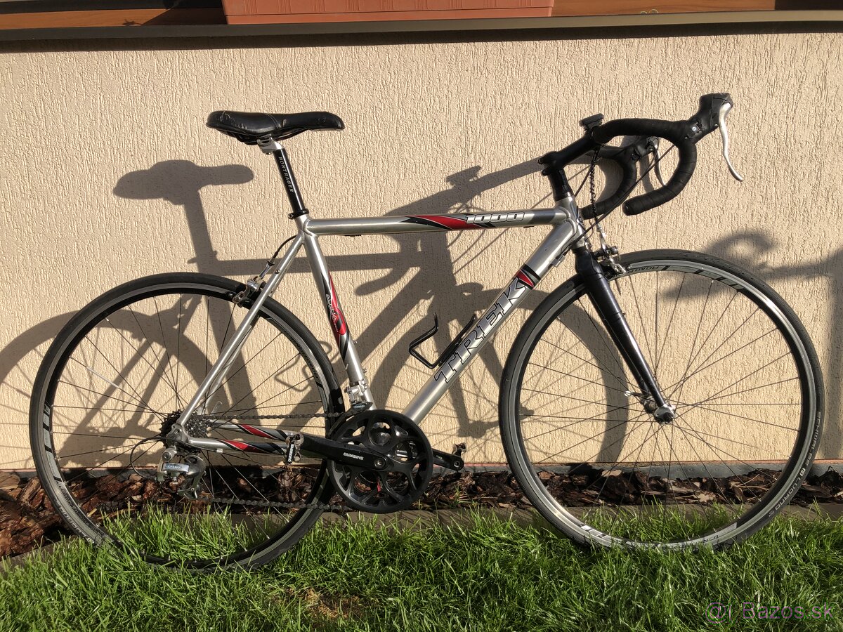 Trek 1000