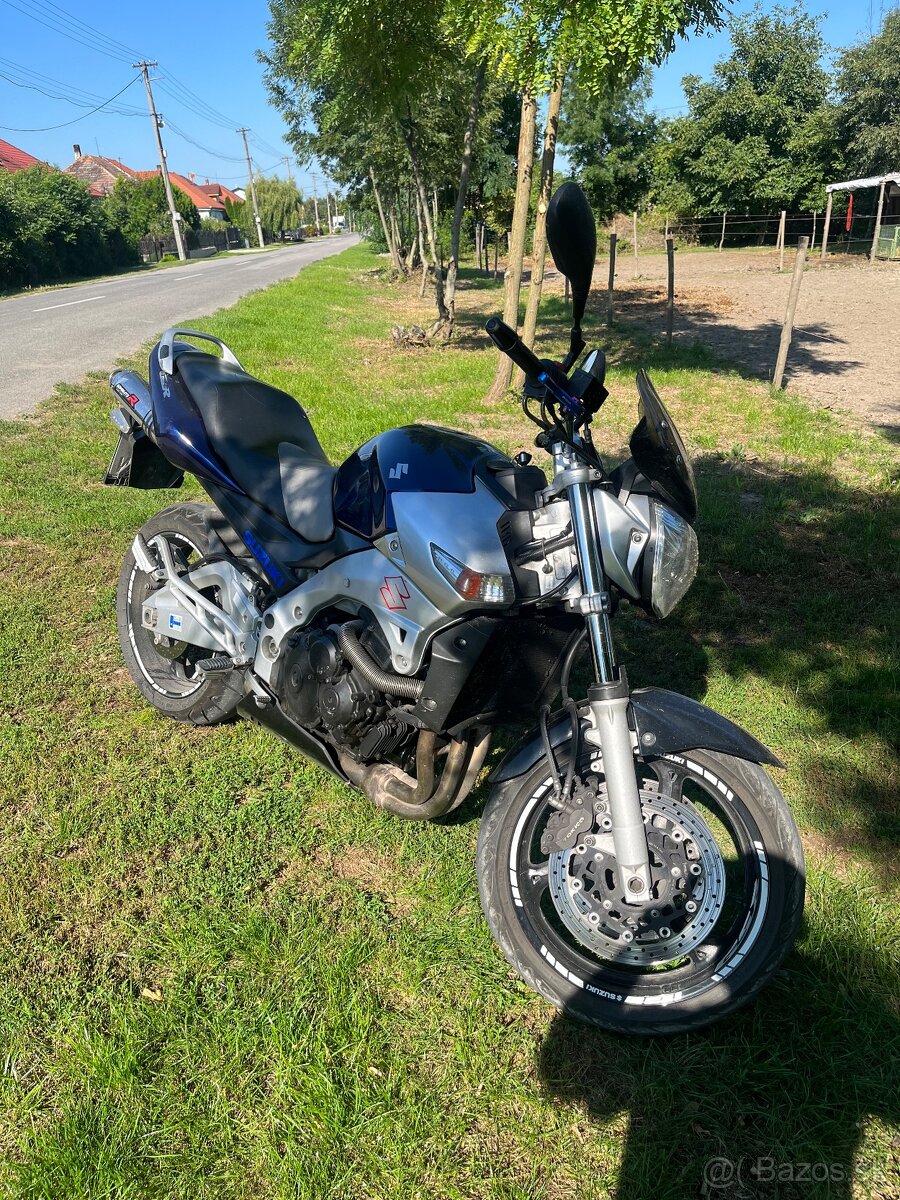 Suzuki gsr 600