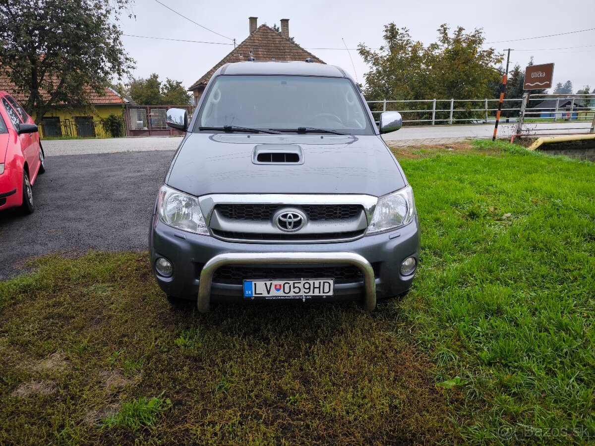 Predám Toyota hilux