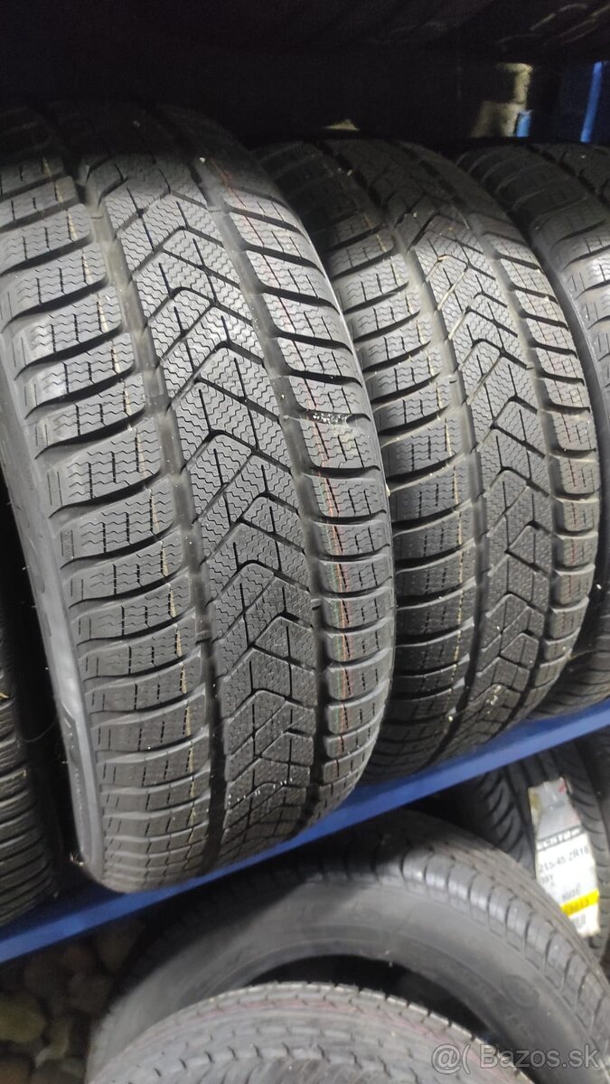 Pirelli 225/55r18 zimné